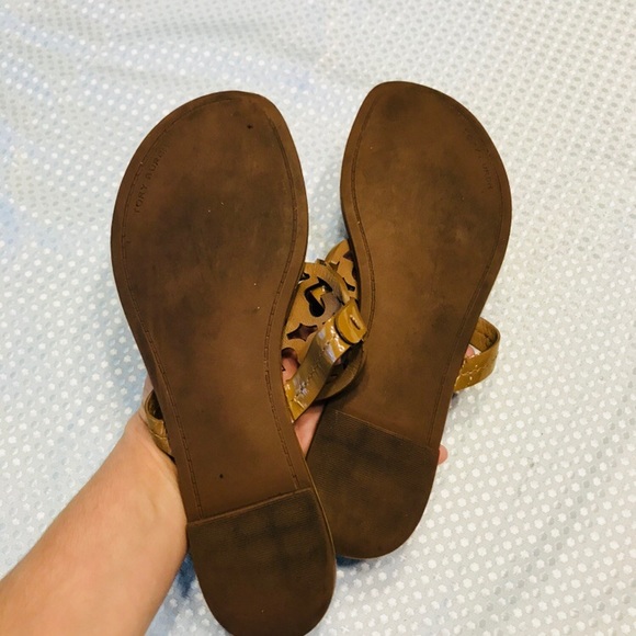 Tory Burch Miller patent leather sandals - Picture 7 of 15